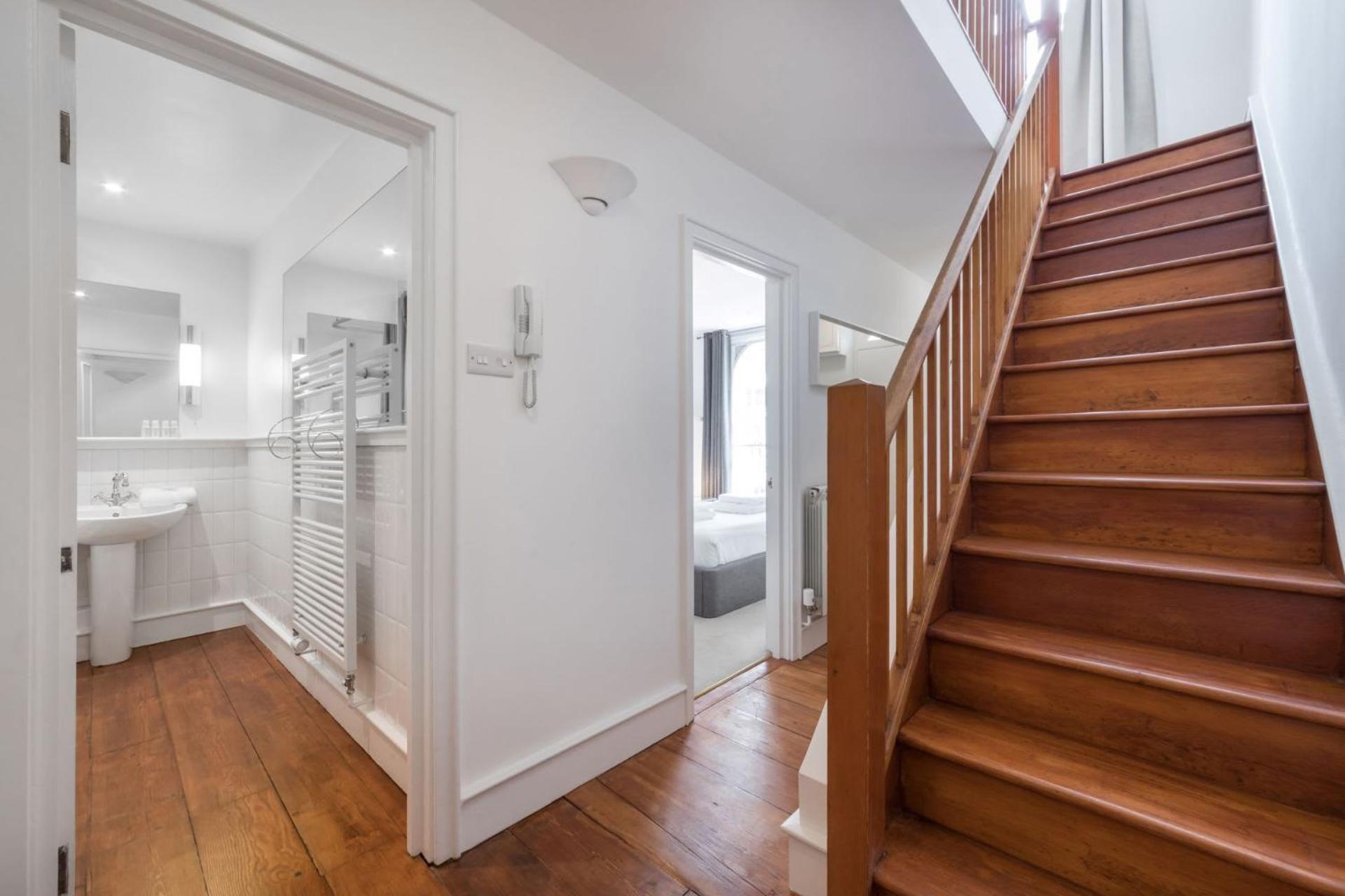 Regency Residences - Fitzrovia - By Frankie Says Casa vacanze *